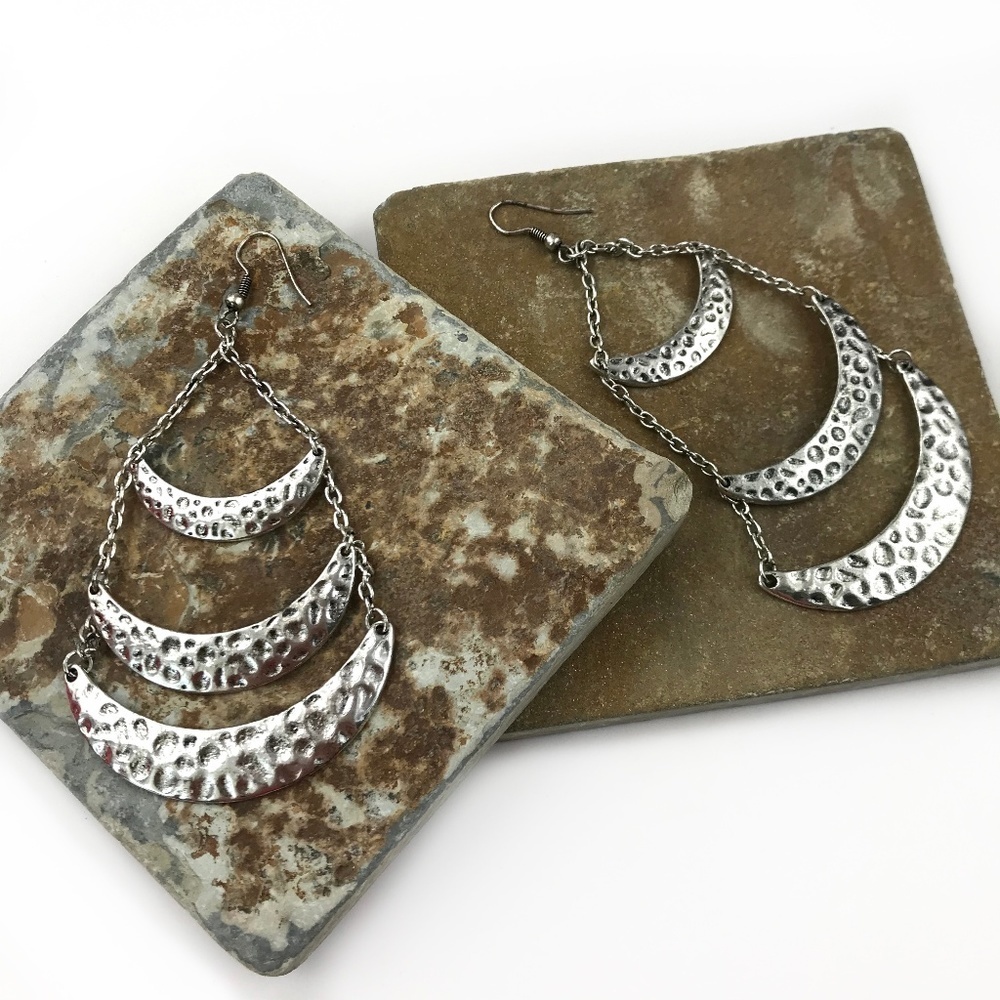 Silver tone Dangle Earrings​